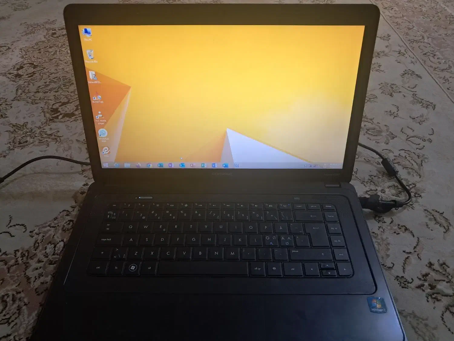 فروش لپ تاپ hp|رایانه همراه|پرند, فاز ۶|دیوار