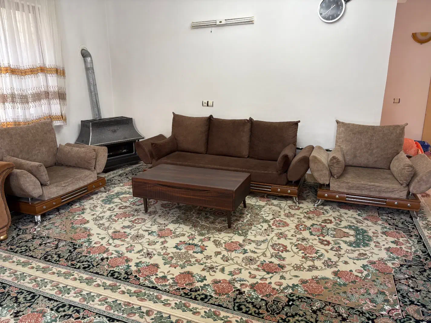 مبل ۷نفره|مبلمان خانگی و میز عسلی|رویان, |دیوار