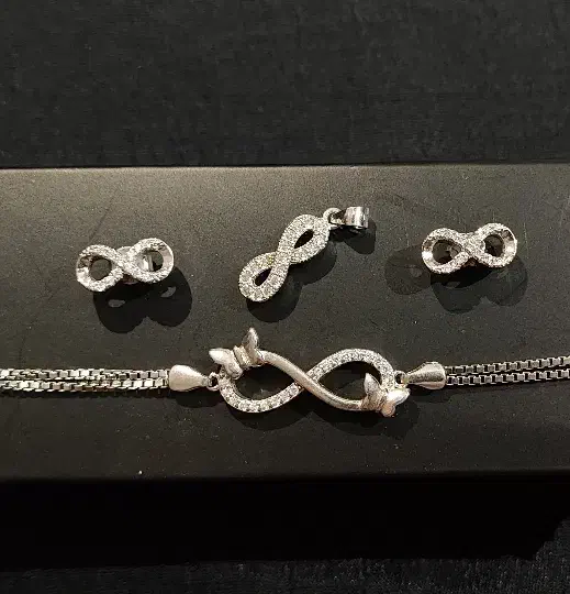 نیم ست نقره|جواهرات|قم, انسجام|دیوار