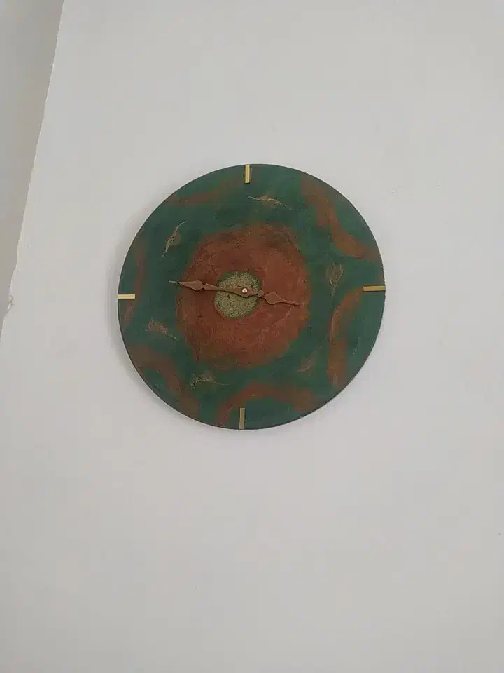 ساعت دیواری جنس چوب و رزین|ساعت دیواری و تزئینی|بجنورد, |دیوار