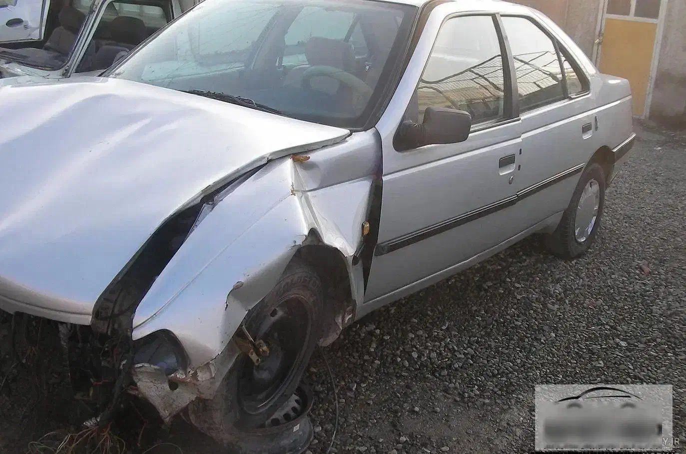 ماشین های تصادفی . چپی شما با پول نقد معاوضه میشود|خودرو سواری و وانت|همدان, |دیوار