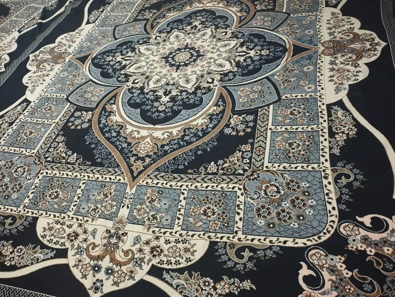 روفرشی|روفرشی|سنندج, |دیوار