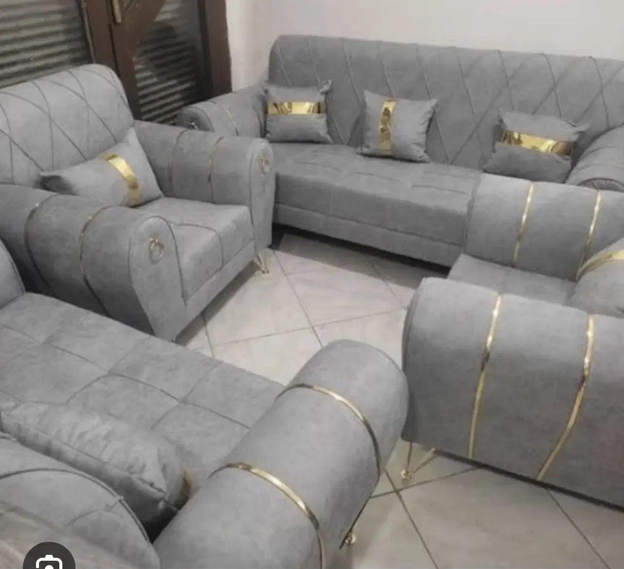 مبل صدف بسیار شیک زیبا فقط ۱۲میلیون|مبلمان خانگی و میز عسلی|رشت, آب و برق|دیوار