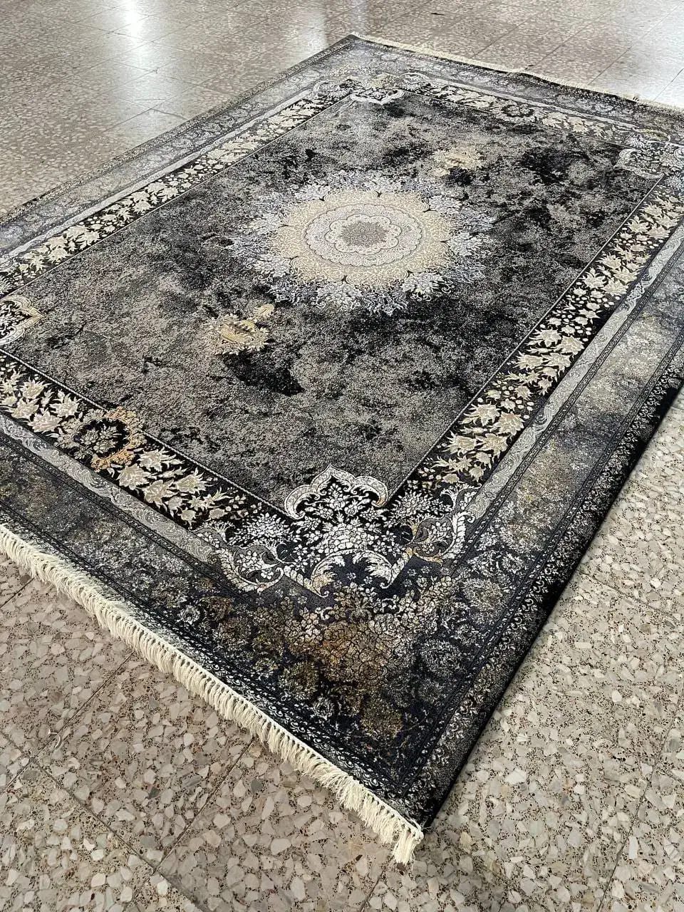 با فرش حدادی به خانه خود زیبایی دوباره ببخشید)|فرش|هندیجان, |دیوار