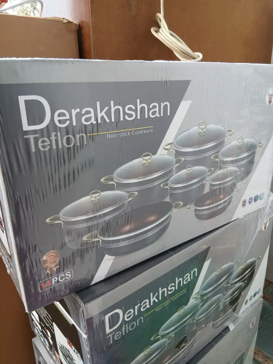 سرویس قابلمه ۱۴ پارچه تلفون درخشان|ظروف پختوپز|نسیمشهر, |دیوار