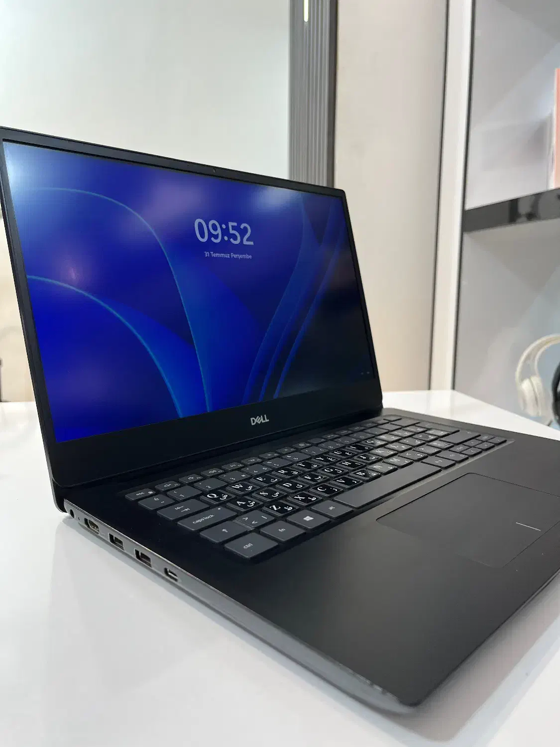 لپ‌تاپ Dell Vostro 5490  نسل10|رایانه همراه|چالوس, |دیوار