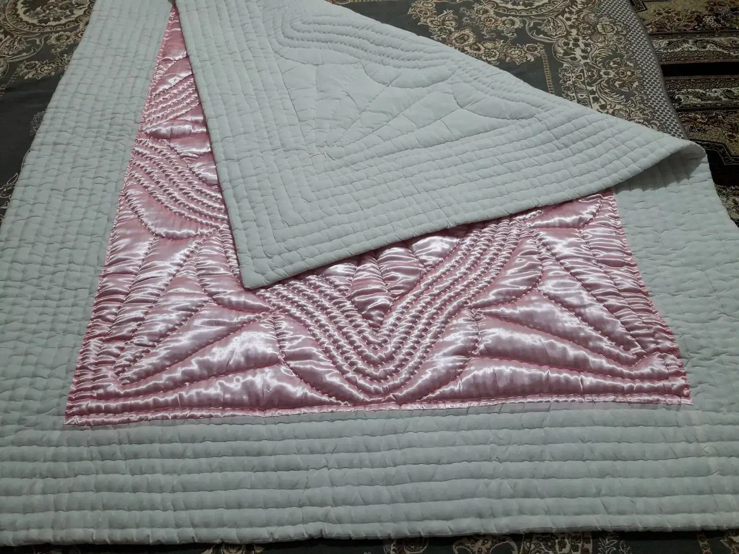 دوعدد لحاف دونفره  نو|رختخواب، بالش، پتو|مشکیندشت, |دیوار