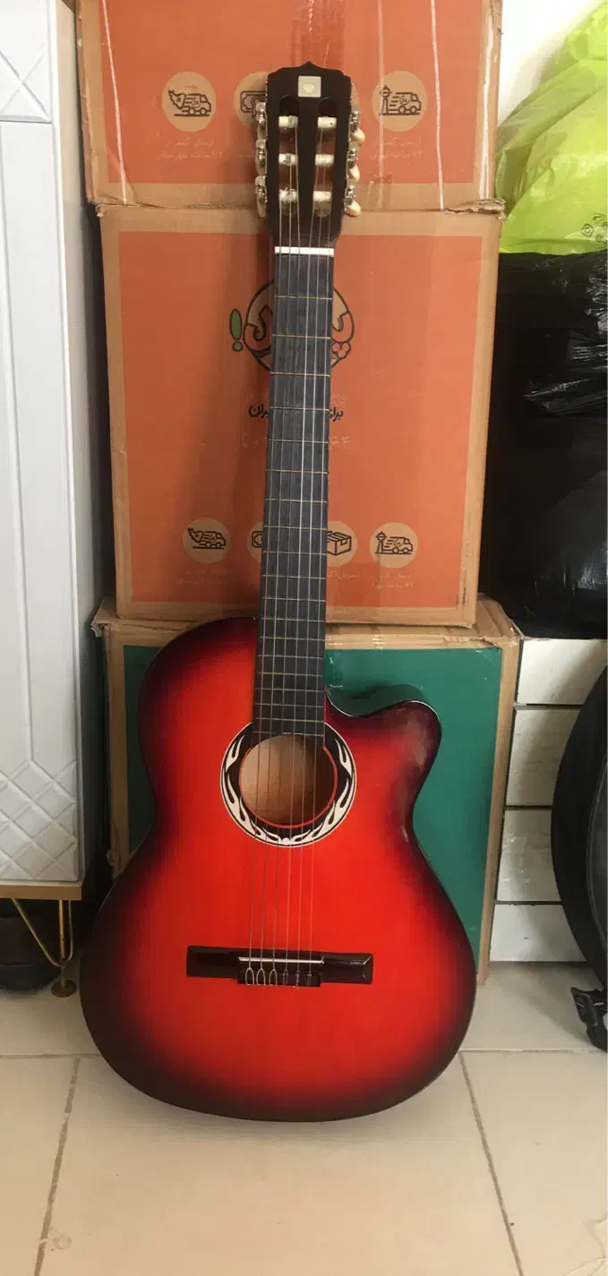 گیتار یاماها|گیتار، بیس، امپلیفایر|قرچک, میرزائی شمالی|دیوار