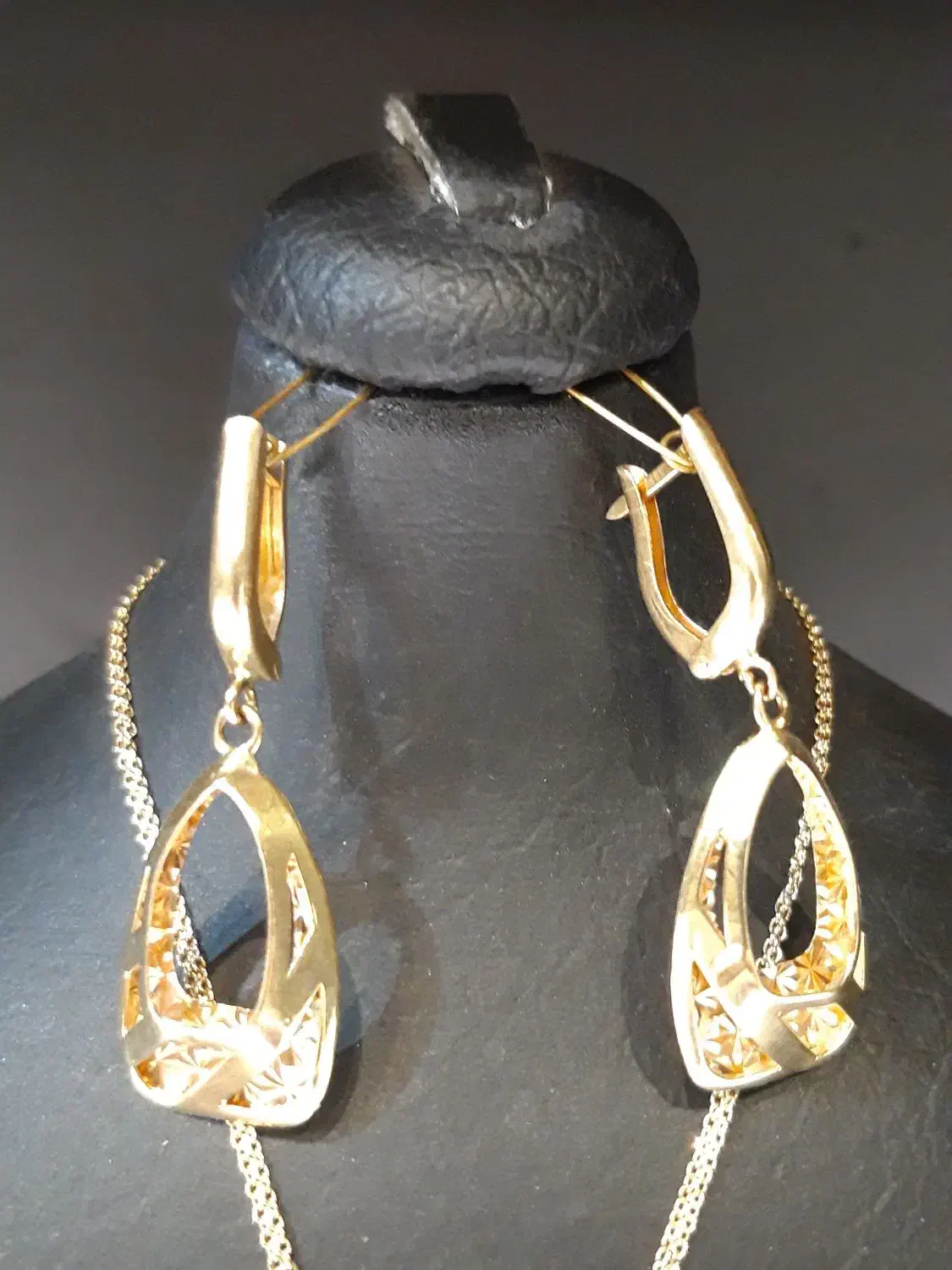 طلا بدون اجرت|جواهرات|رباط‌کریم, رباط‌کریم|دیوار