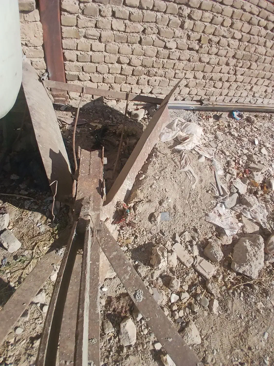 نهرکن|ابزارآلات|صفادشت, |دیوار