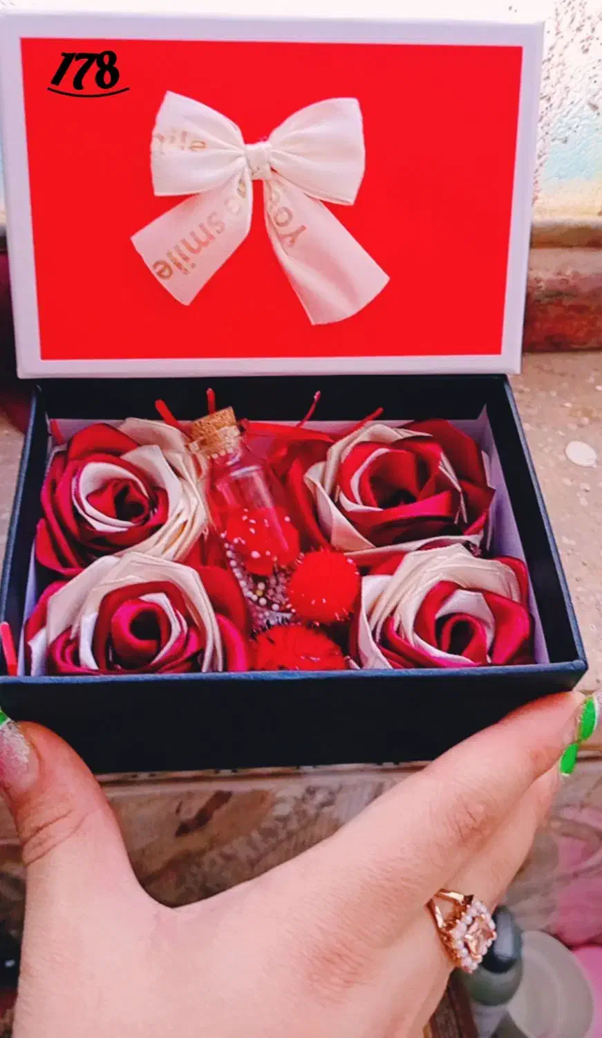 گل روبانی فقط100|گل مصنوعی|یاسوج, |دیوار