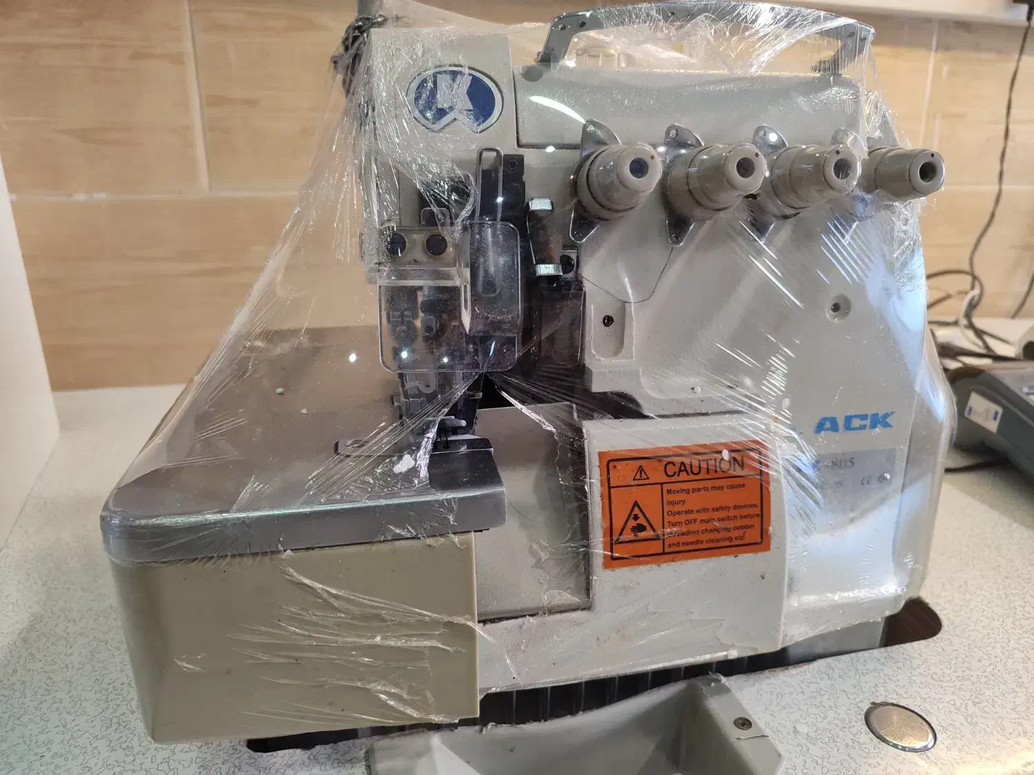 چرخ سردوز چهار نخ و پنج نخ جک|چرخ خیاطی و ریسندگی|کرمان, |دیوار