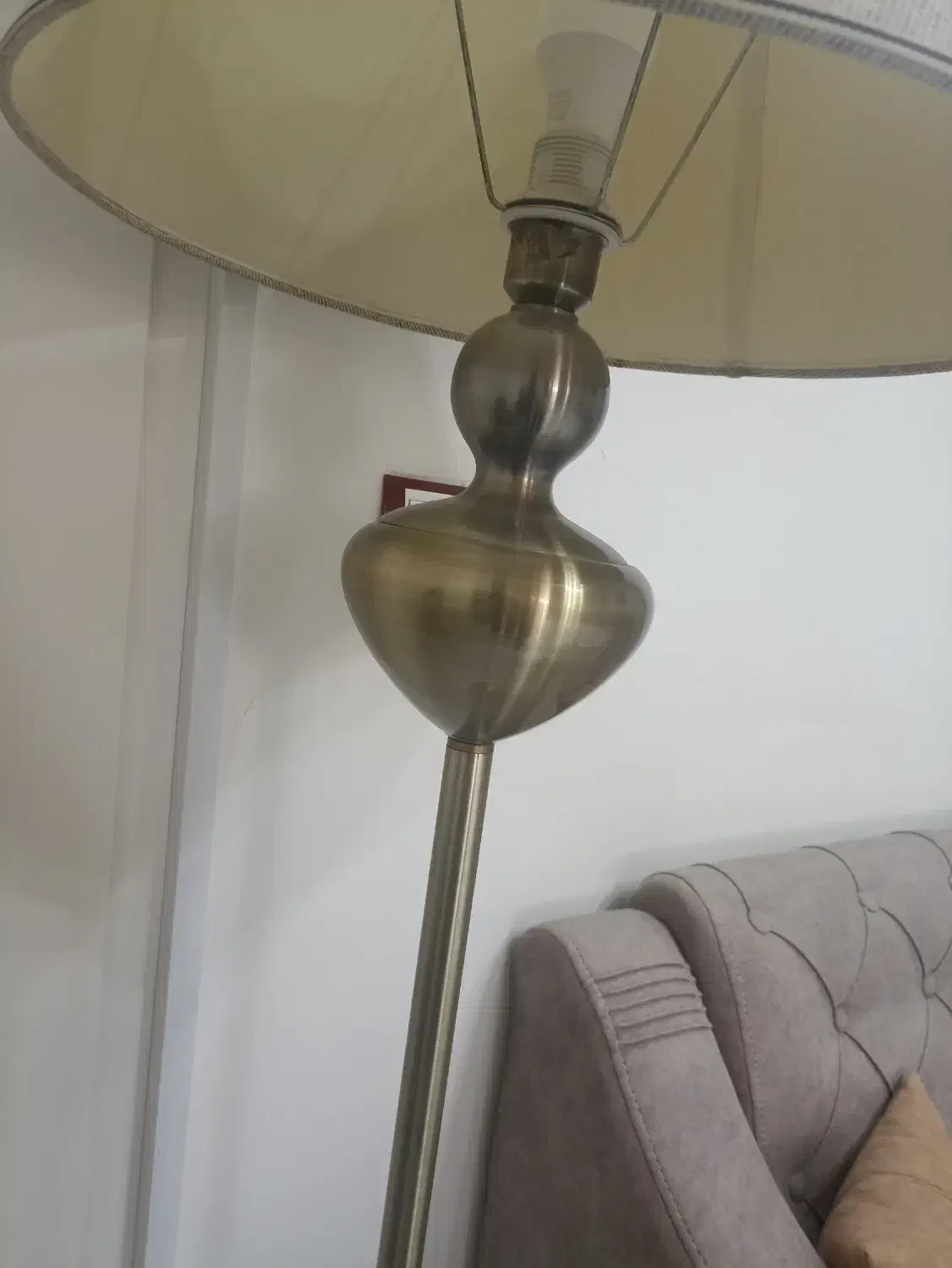 آباژور ایستاده|چراغ خواب و آباژور|قرچک, دانشگاه پیام نور قرچک|دیوار