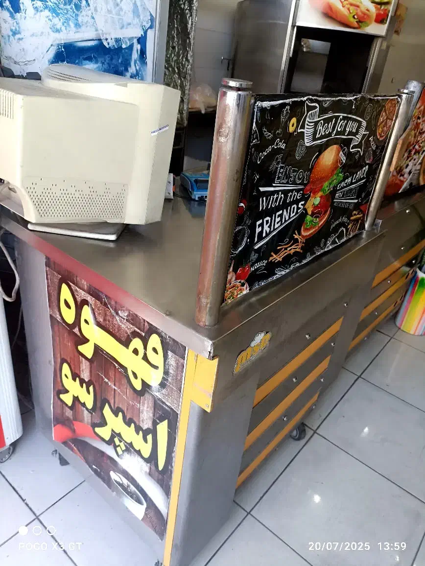 وسایل فست فود فروخته میشود|کافی‌شاپ و رستوران|شیراز, اصلاح‌نژاد|دیوار