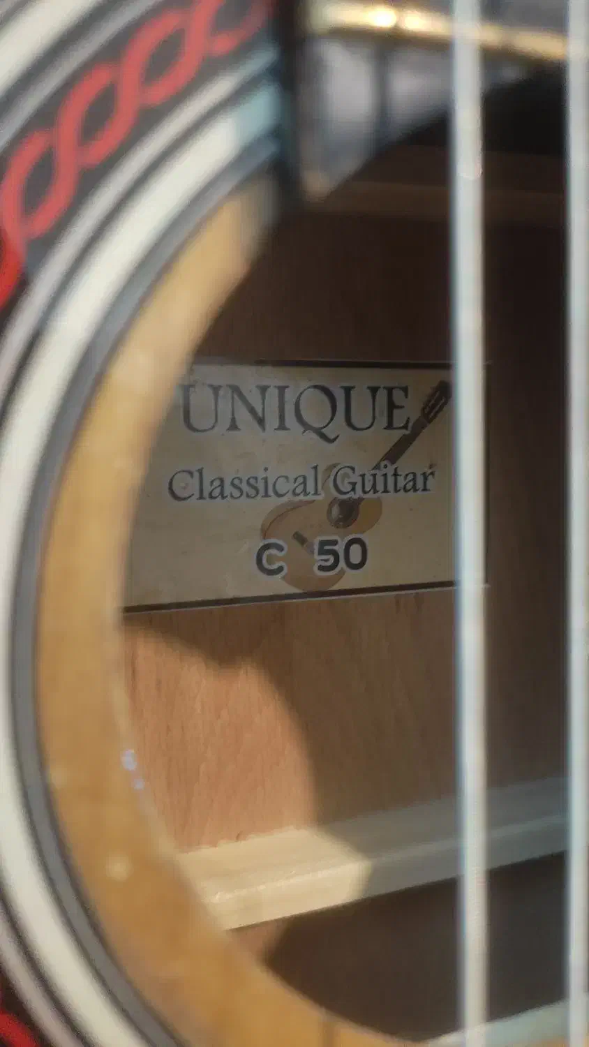 گیتار کلاسیک مارک یونیک|گیتار، بیس، امپلیفایر|آباده, |دیوار