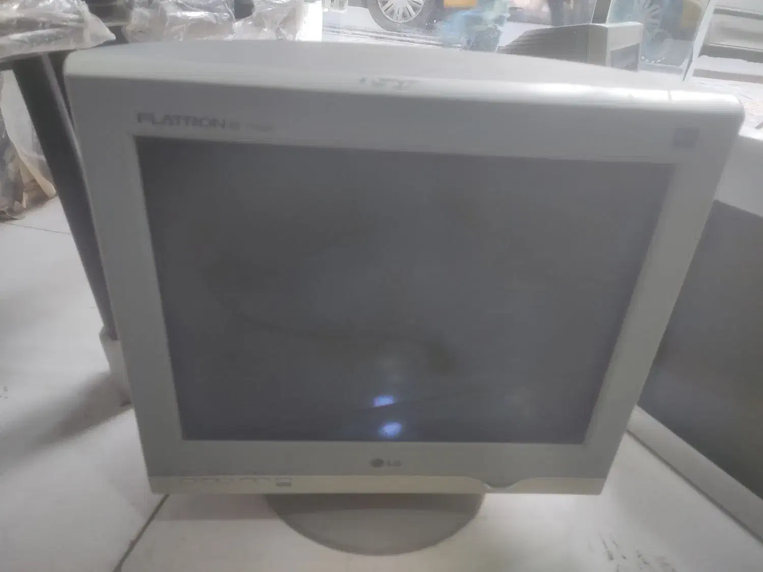 مانیتور الجی crt تعداد|قطعات و لوازم جانبی رایانه|ملارد, |دیوار