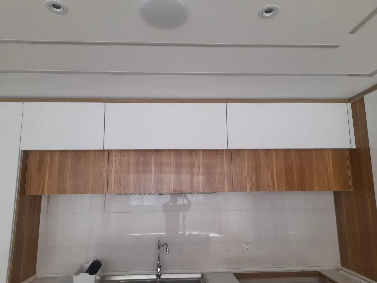 تعمیرات کابینت وکمد دیواری|خدمات پیشه و مهارت|میانه, |دیوار