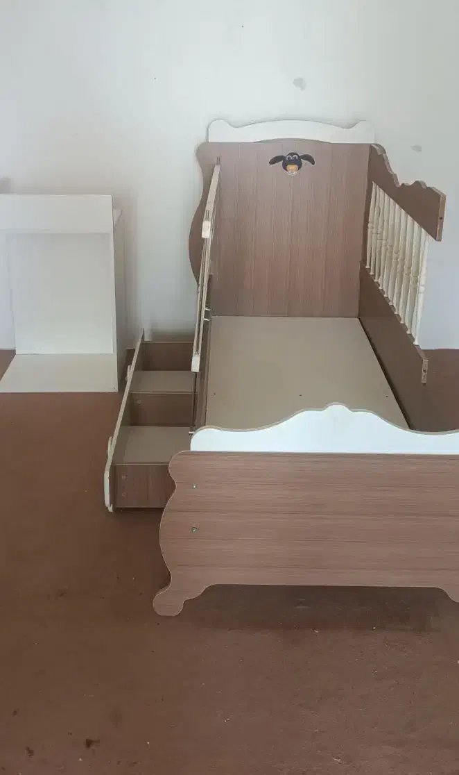 ست کامل تخت وکمد کودک|تخت و سرویس خواب|شیراز, لب آب|دیوار