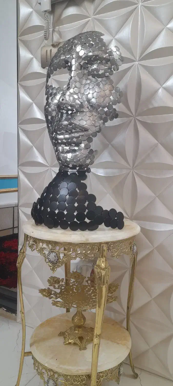 مجسمه فلزی|مجسمه، تندیس، ماکت|مشهد, خواجه ربیع|دیوار