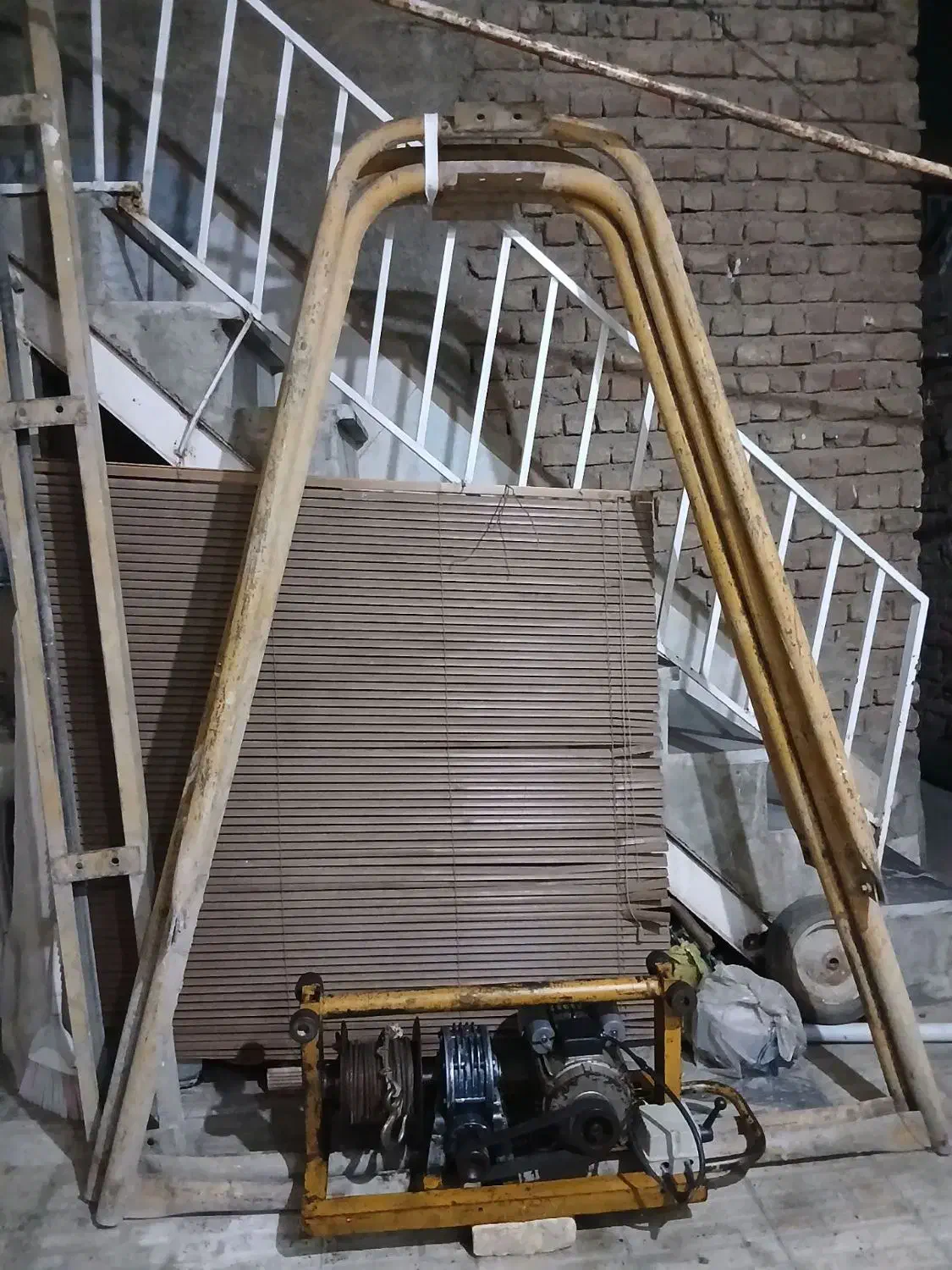 بالابر|مصالح و تجهیزات ساختمان|نسیم‌شهر, |دیوار