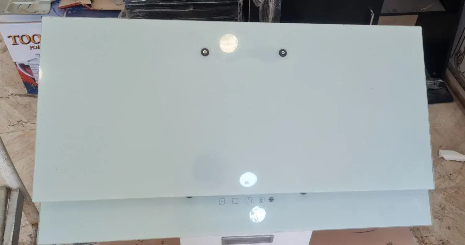 هود کار کرده در حد نو|هود|گوگان, |دیوار