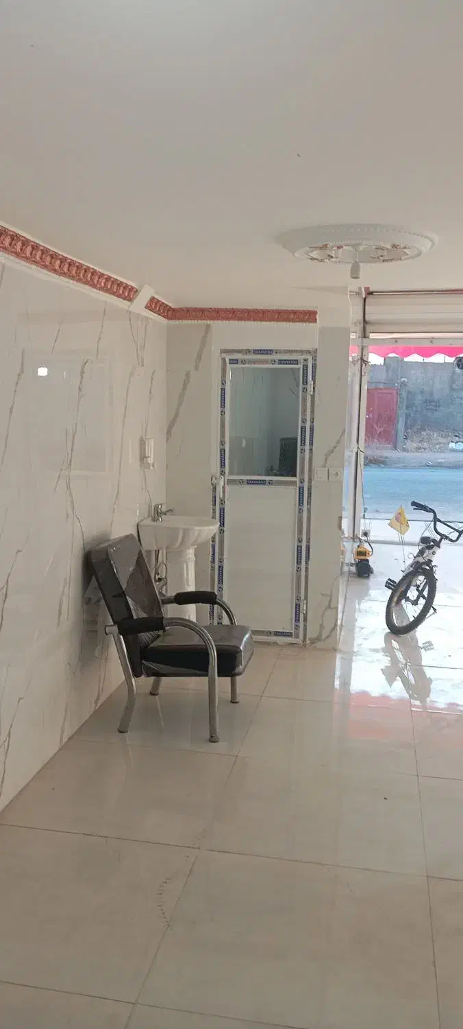 مغازه خیابان کارگر نبش کوشا5|اجارهٔ مغازه و غرفه|کوهدشت, |دیوار