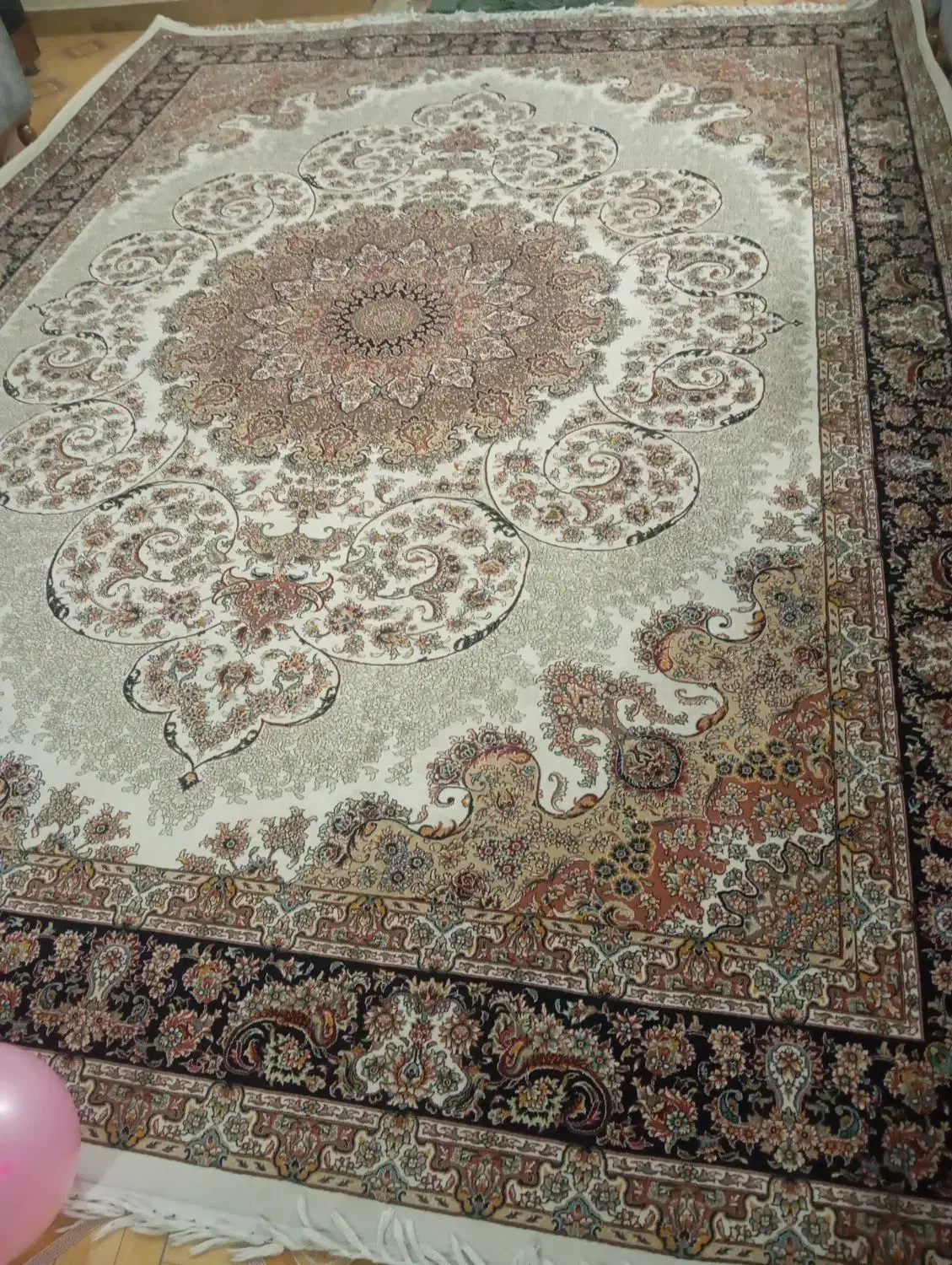 فرش 9 متری 700شانه|فرش|شهریار, کهنز|دیوار