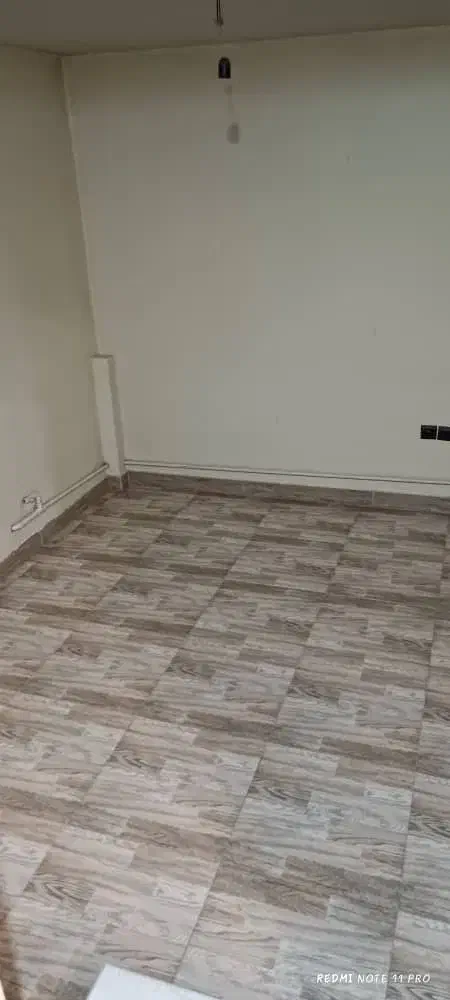 آپارتمان شیک و حیاط دار