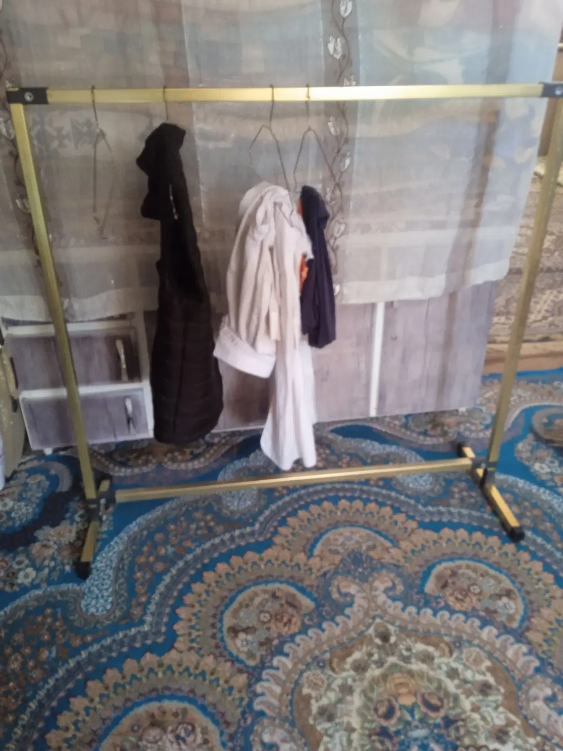 1300|بندرخت و رختآویز|زاهدان, |دیوار