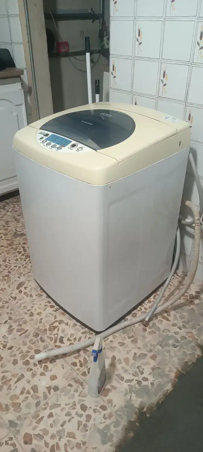 لباسشویی سامسونگ ۶ کیلویی|ماشین لباسشویی و خشک‌کن لباس|شاهین‌شهر, مخابرات (شهید بهشتی)|دیوار