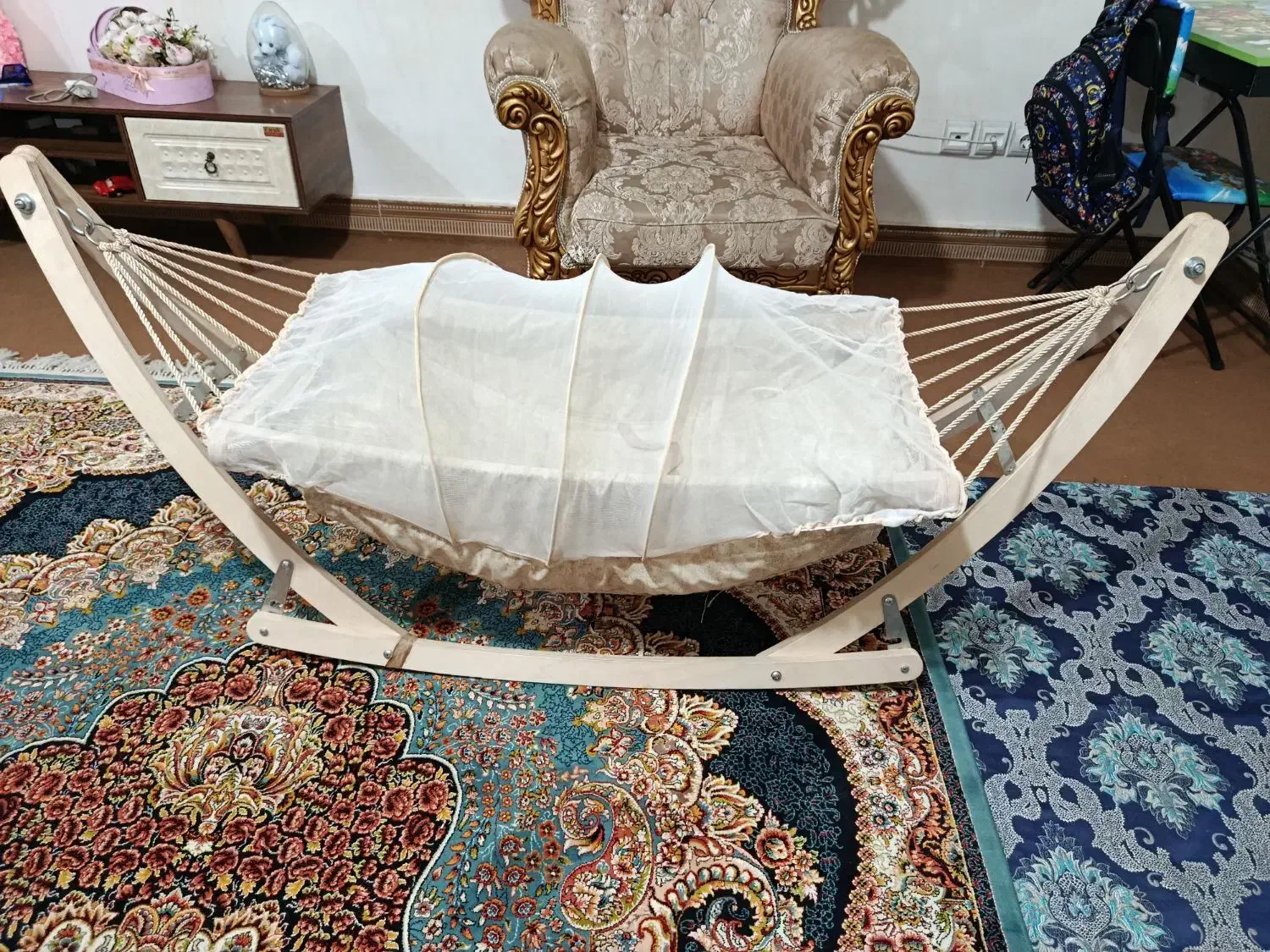 گهواره تاشو چوبی|تخت و صندلی بچه|رباطکریم, نصیرشهر|دیوار