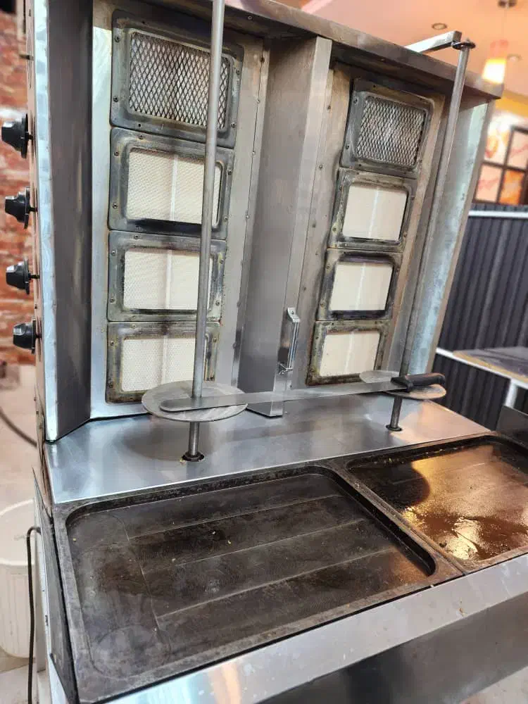 فر کباب ترکی دو سیخ|اجاق گاز و لوازم برقی پخت‌وپز|شهر بابک, |دیوار