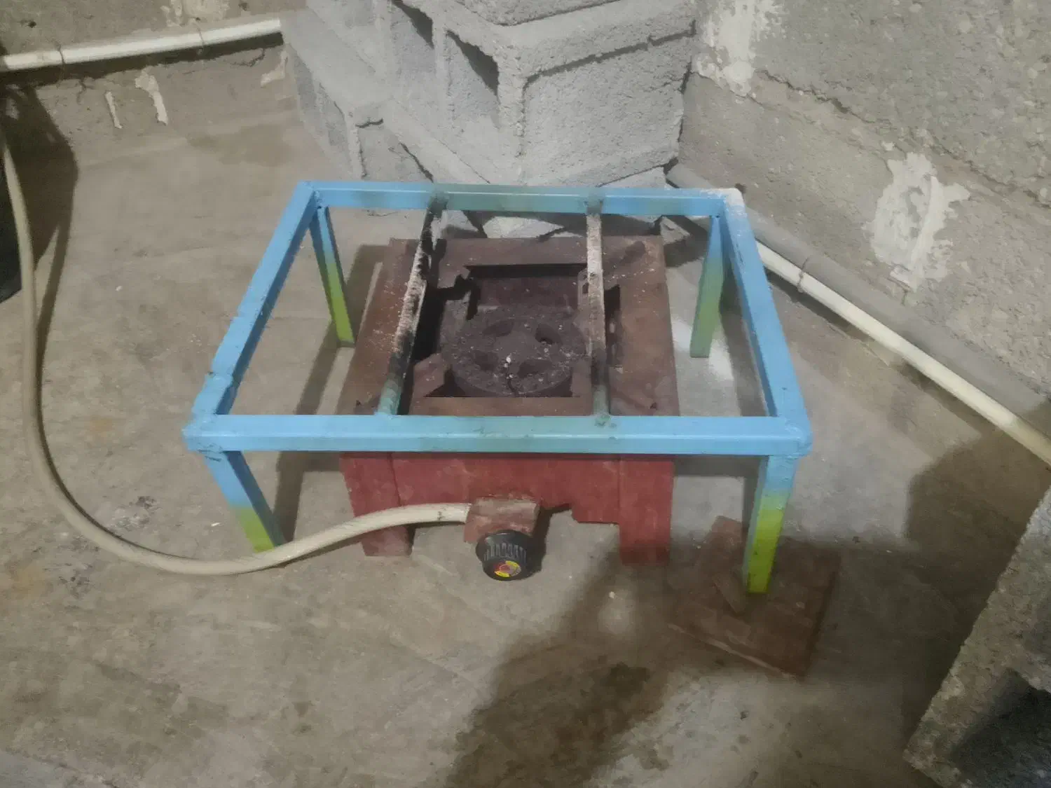 پایه فلزی اجاق گاز|اجاق گاز و لوازم برقی پخت‌وپز|کاکی, |دیوار