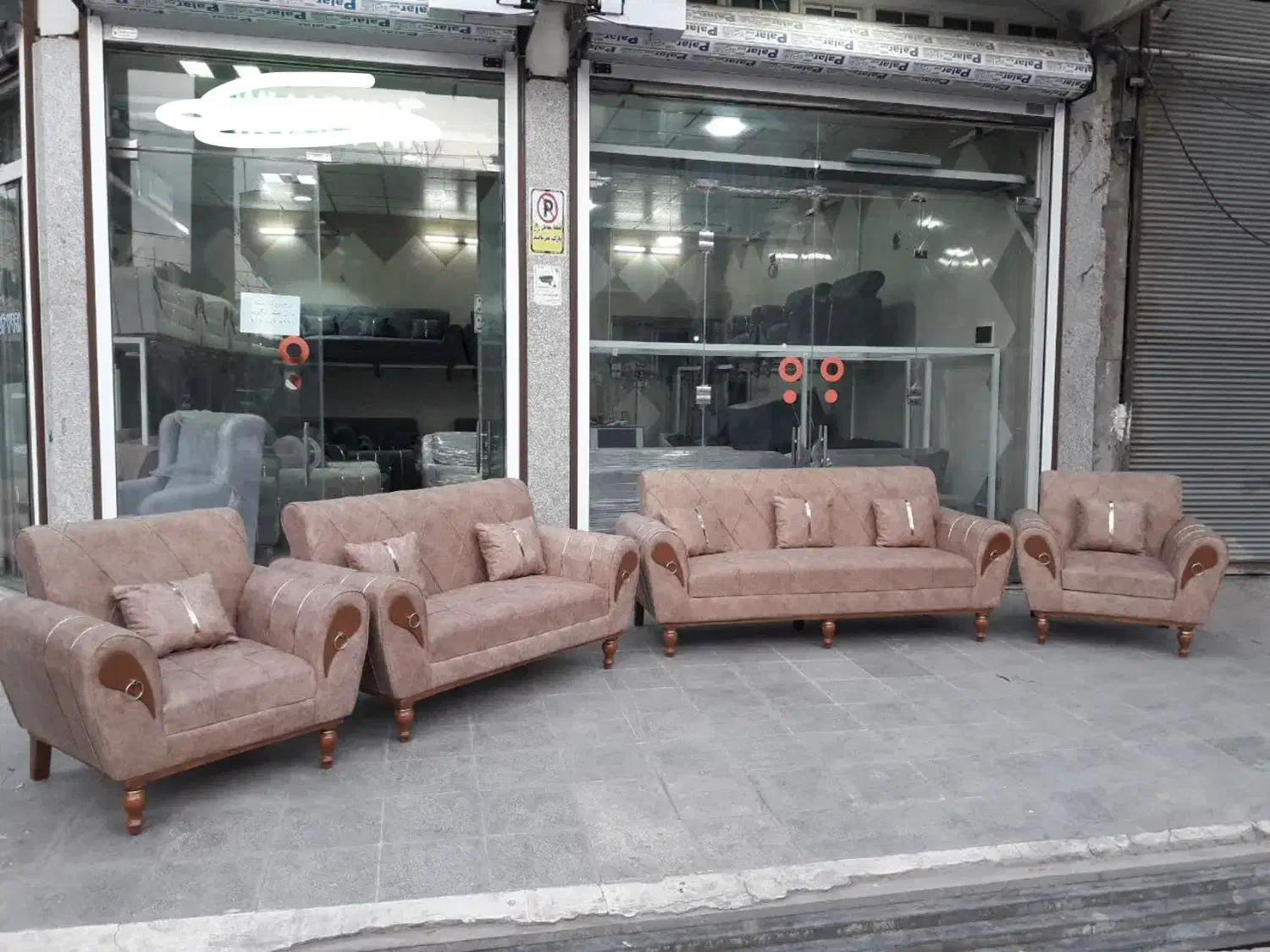 -توایــدی مبلمان رویایی شما،باکیفیتی بی‌نظیر// مبل|مبلمان خانگی و میز عسلی|قم, ولیعصر|دیوار