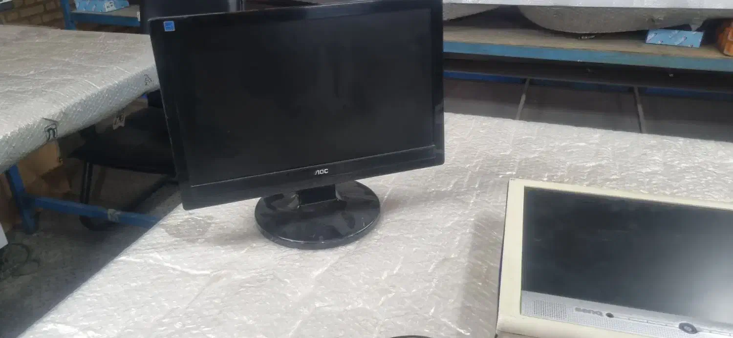 مانتیتور سالم وتعمیری و تعدادی کیس و کیبور|رایانه رومیزی|خاوران, |دیوار