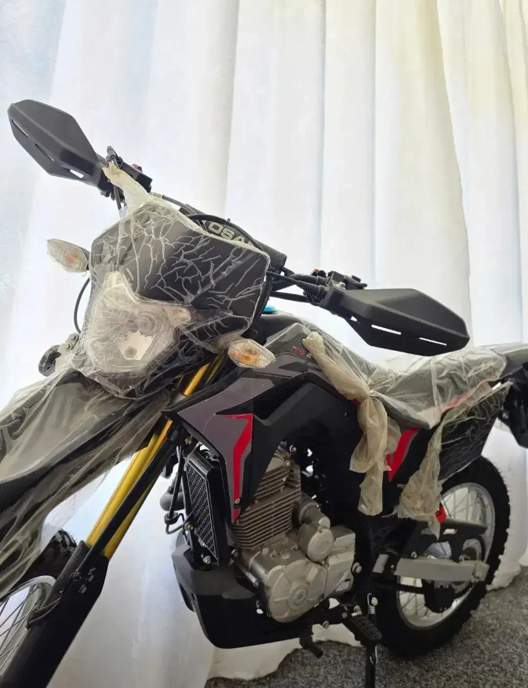 موتور تریل ۲۵۰ توسن صفر خشک قیمت استثنایی مقطوع|موتورسیکلت|اصفهان, شفق|دیوار