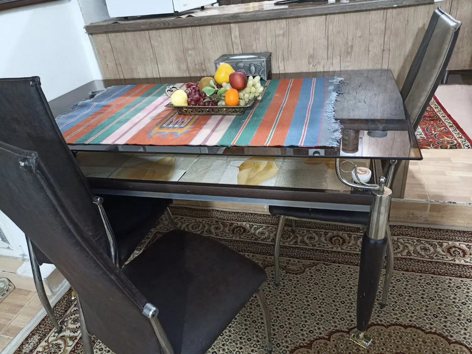 ناهارخوری|میز و صندلی غذاخوری|سمنان, |دیوار