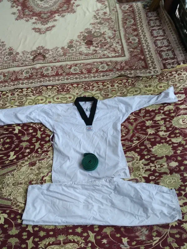 لباس تکواندو|لباس|احمدسرگوراب, |دیوار