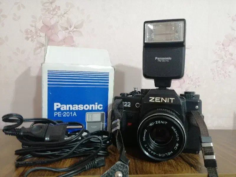 دوربین عکاسی  ZENIT  مدل 122|دوربین عکاسی و فیلم‌برداری|قزوین, |دیوار