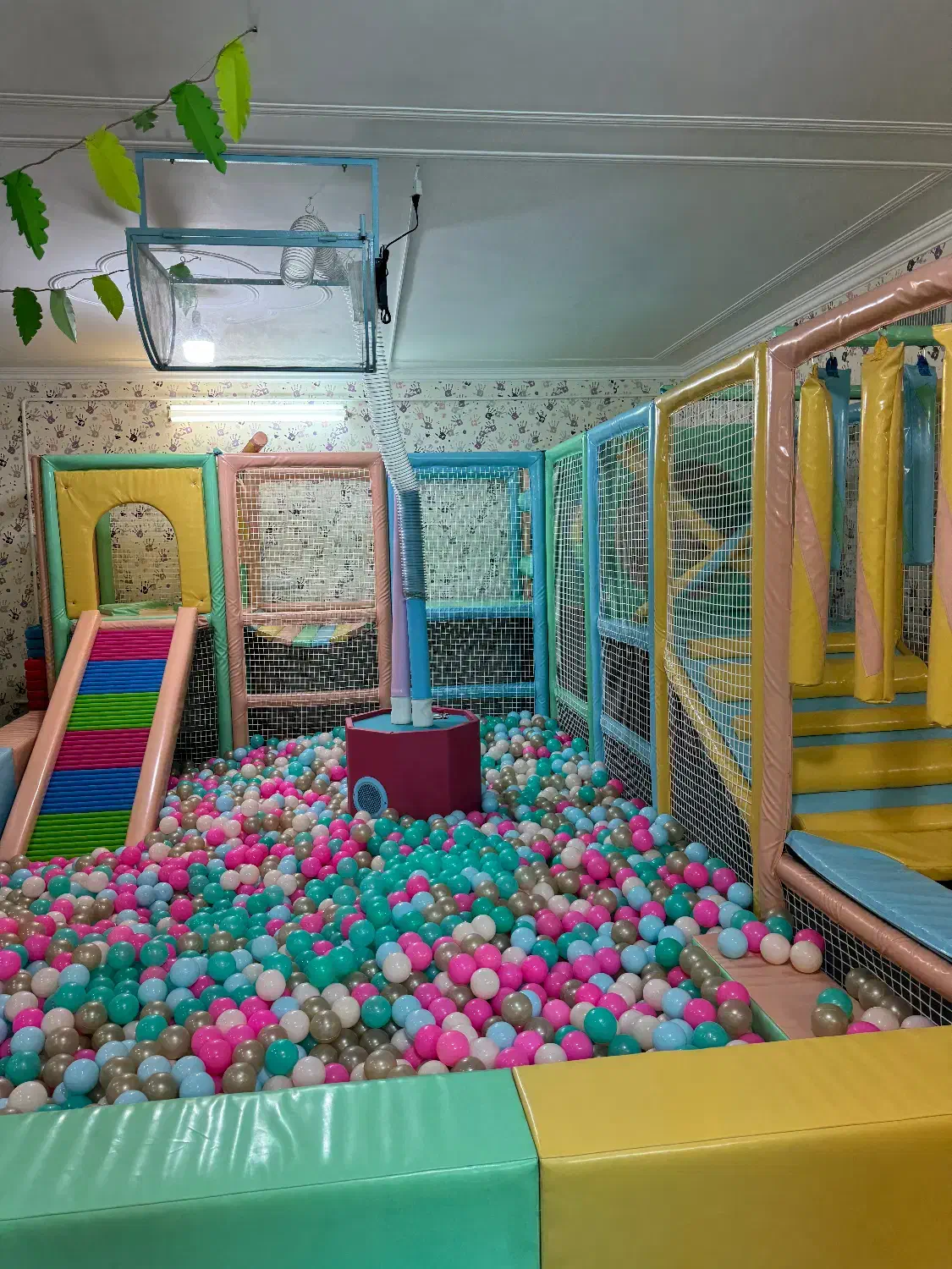 استخدام مربی برای خانه بازی|استخدام آموزشی|کرمان, |دیوار