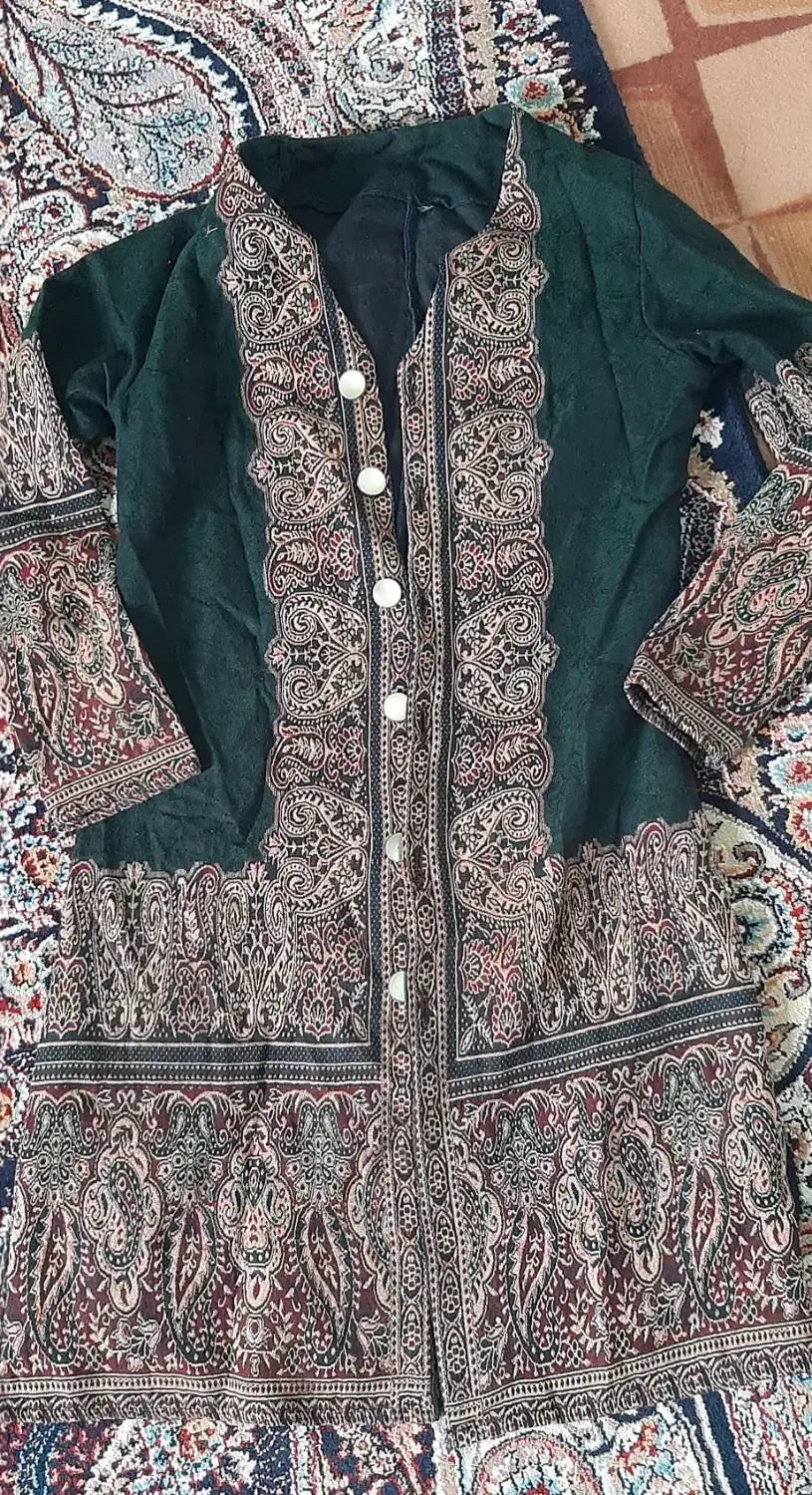 کاپشن.پالتو.مانتو|لباس|گرگان, |دیوار