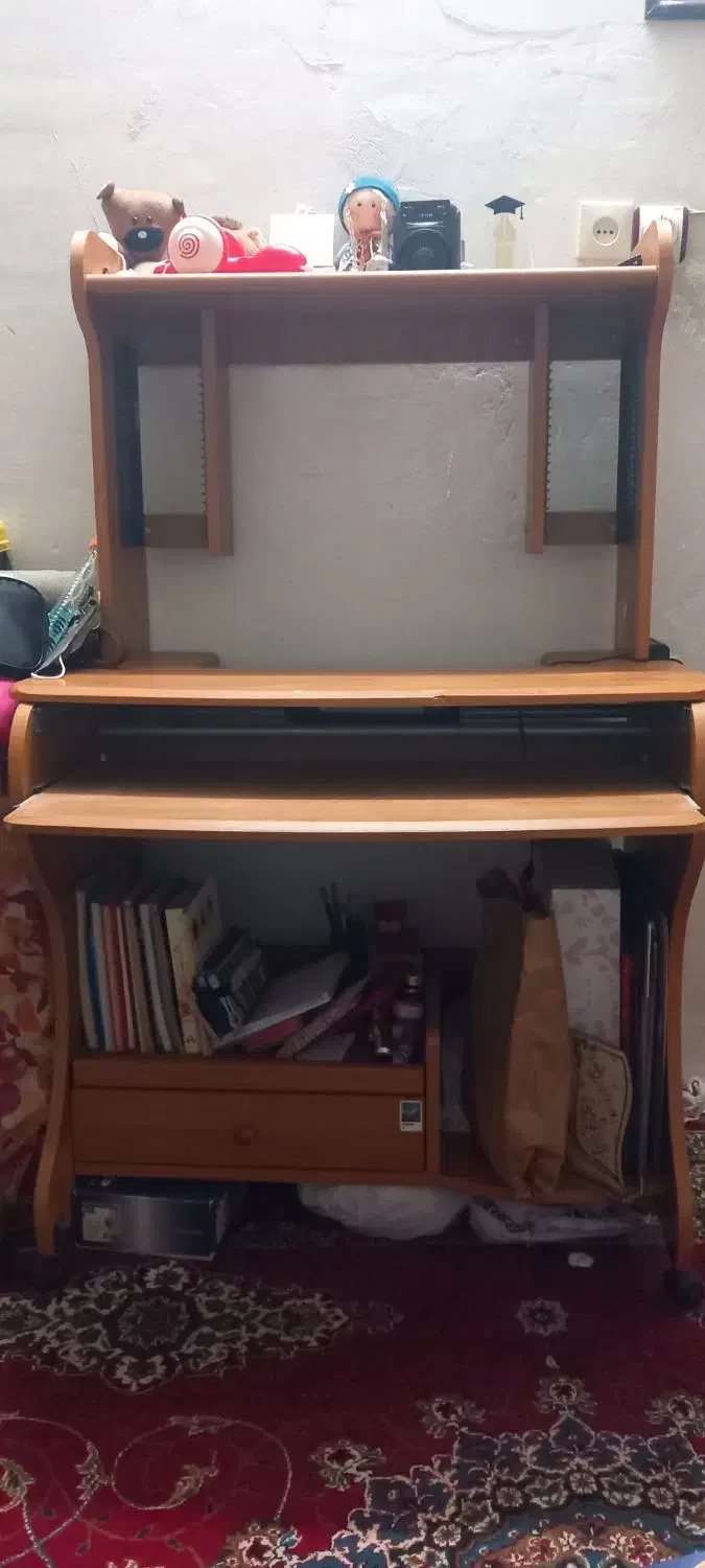 میز کامپیوتر با صندلی|میز تحریر و کامپیوتر|تولم شهر, |دیوار