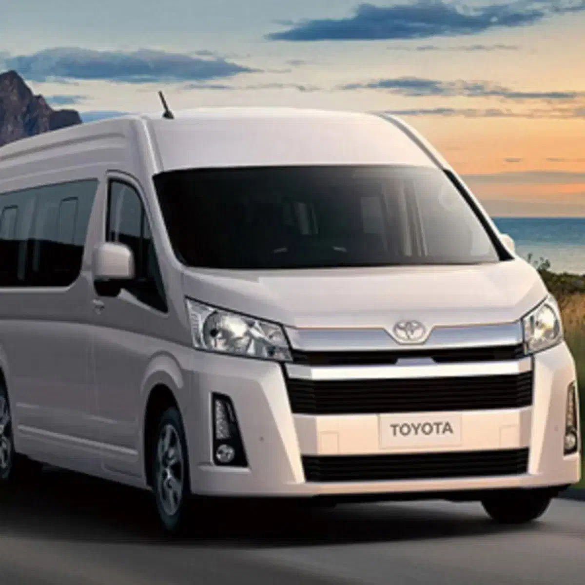 خودروی ون و سواری برای سرویس ایاب و ذهاب|استخدام حمل و نقل|تهران, شهرک غرب|دیوار