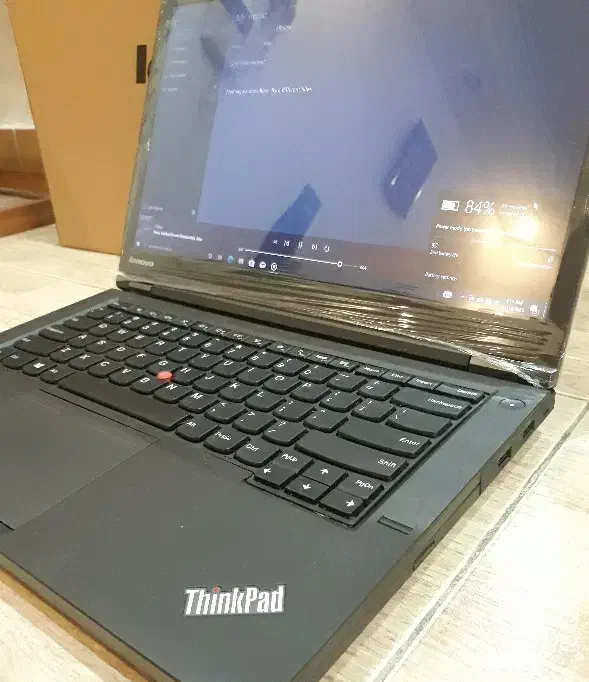 لپ تاپ غول چراغ جادو think padبالاتر از i5 نسل هفت|رایانه همراه|رشت, چله خانه|دیوار