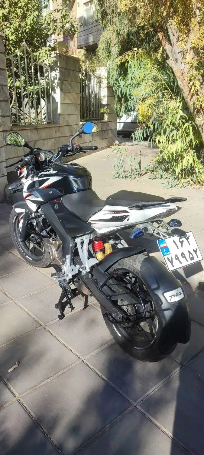 ns200کاربرات|موتورسیکلت|تهران, جنتآباد جنوبی|دیوار