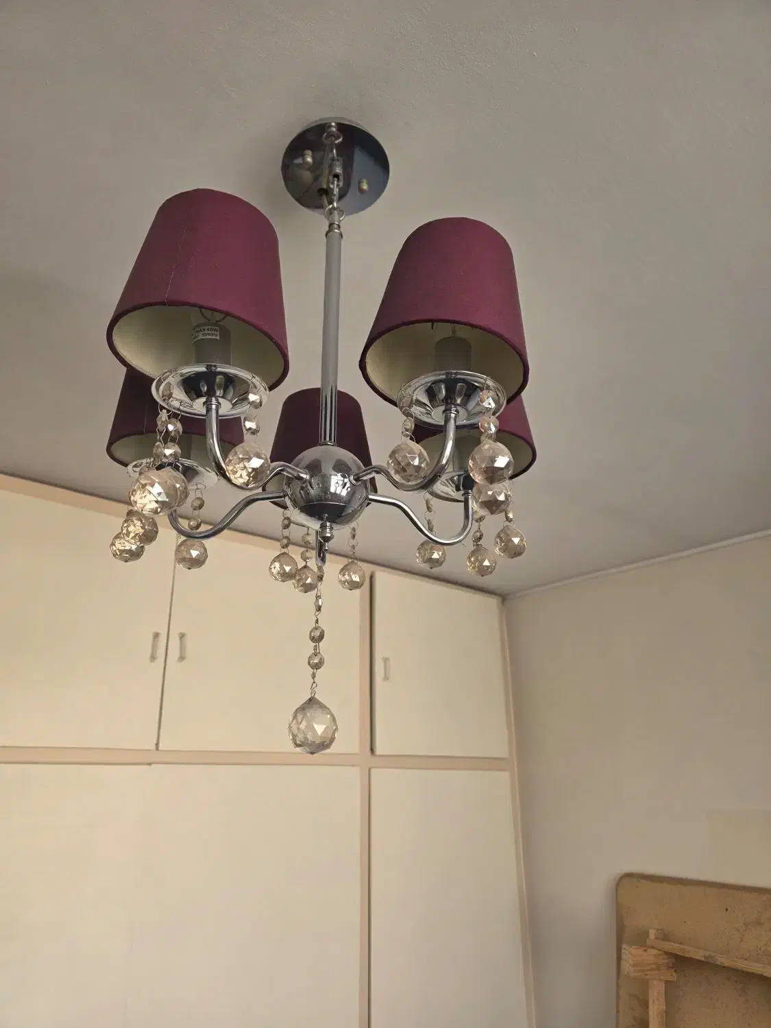 یک جفت لوستر|لوستر و چراغ آویز|کرج, عظیمیه|دیوار