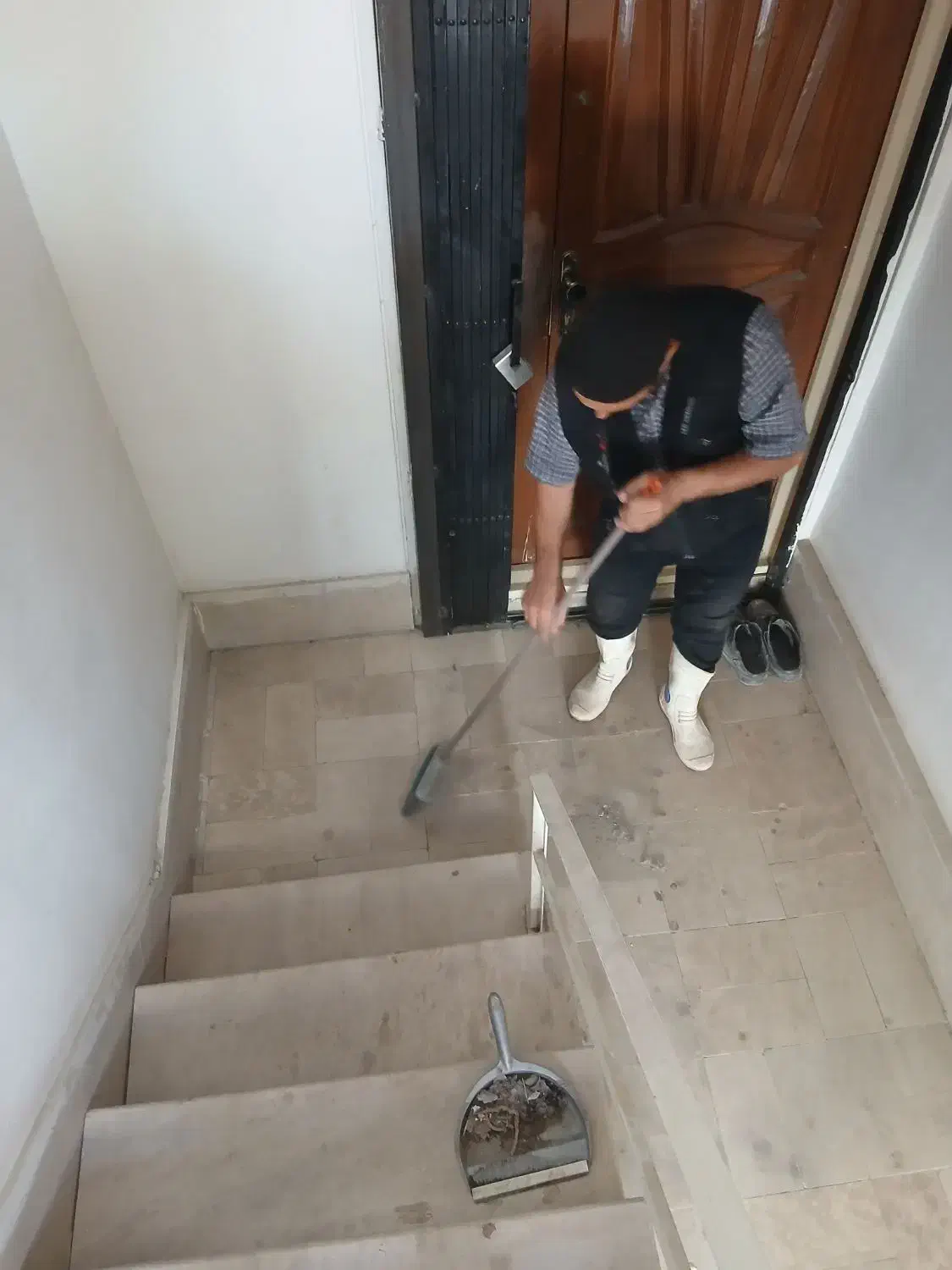 شرکت خدماتی نظافتی نظافتچی راه پله ومنازل|خدمات نظافت|تهران, امیریه|دیوار