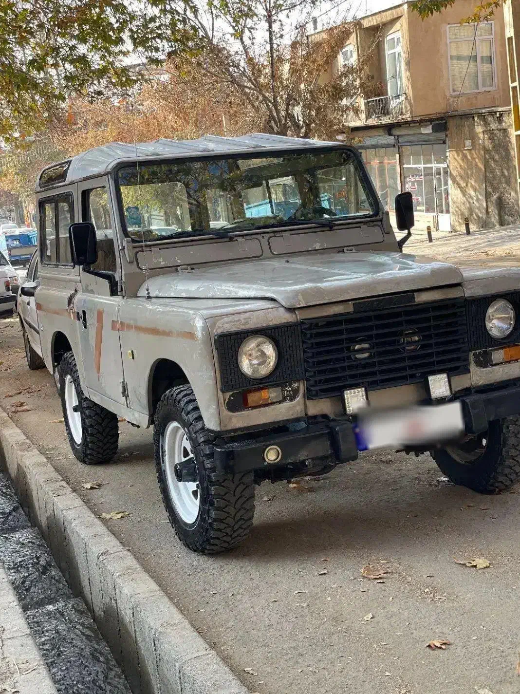 پاژن لندرور مدل 73بیرنگ خوش روخ|خودرو کلاسیک|ارومیه, |دیوار