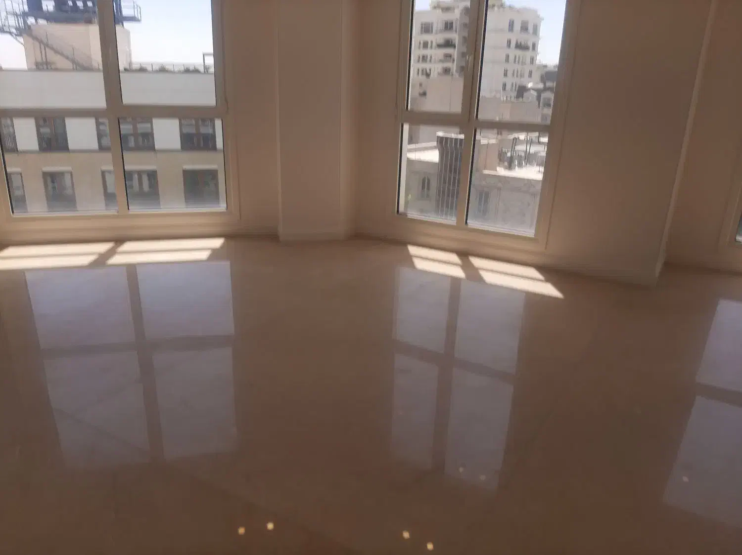 آپارتمان ۲۲۰متر ۳خوابه|فروش آپارتمان|تهران, فرمانیه|دیوار