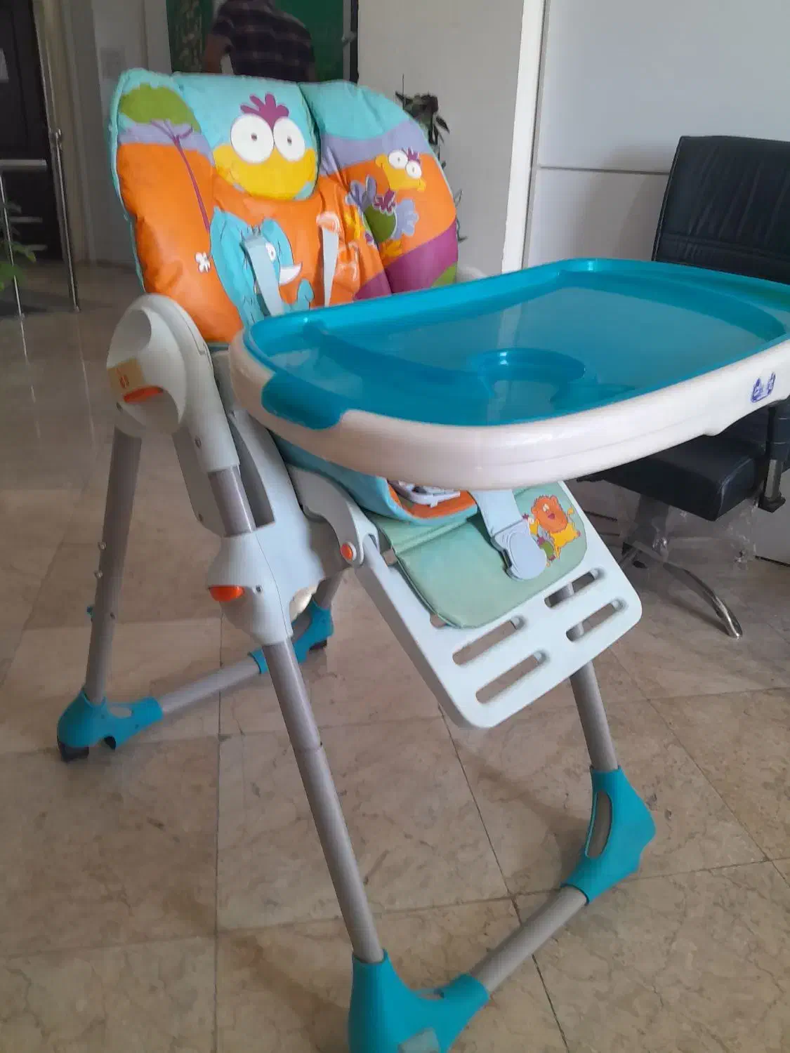 صندلی کودک|تخت و صندلی بچه|اسلامشهر, زرافشان|دیوار